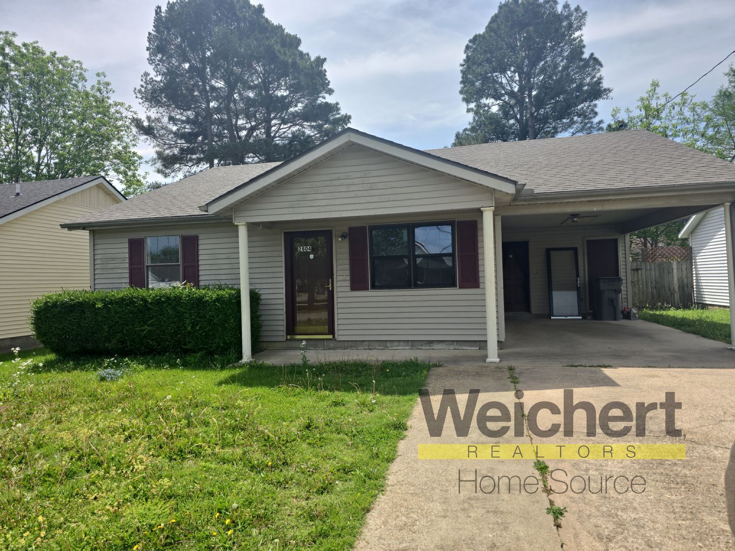 Paragould House: 2804 Brookside Cir