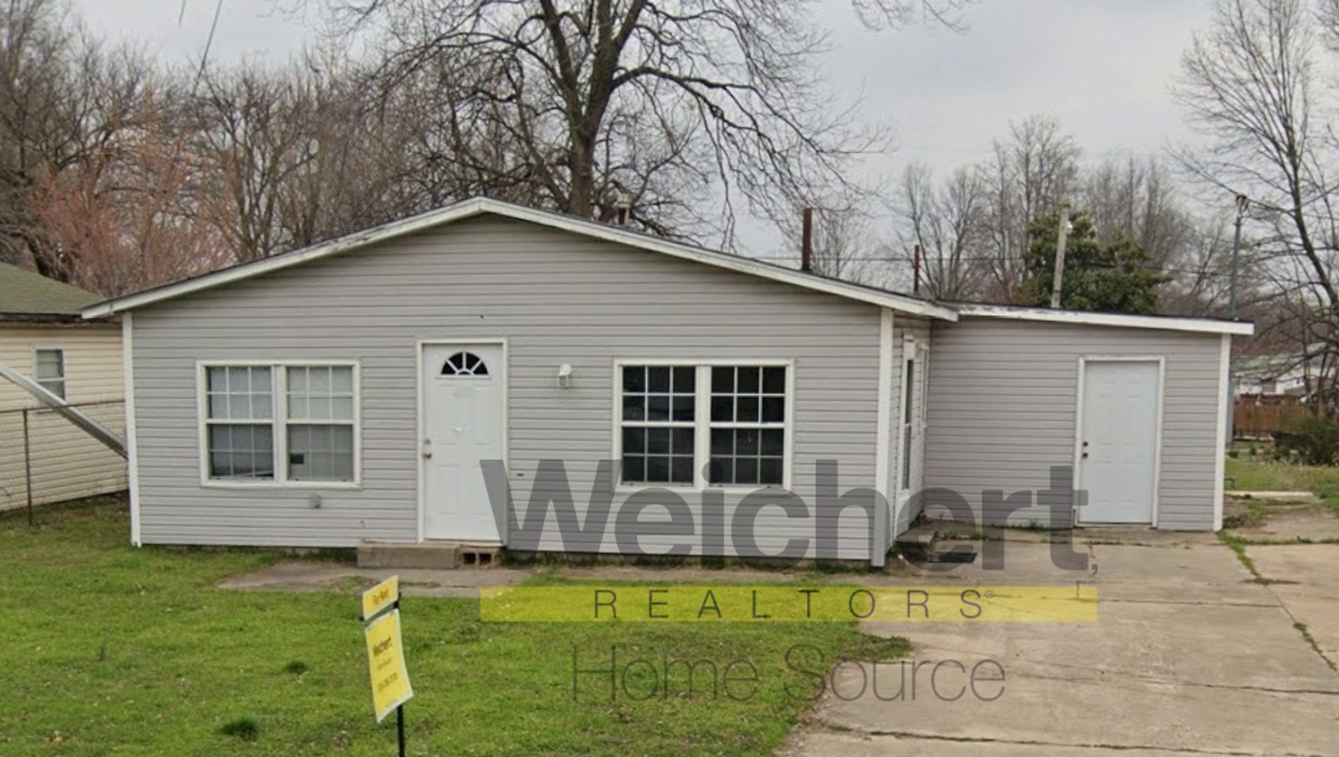 Paragould House: 529 East Lake Street