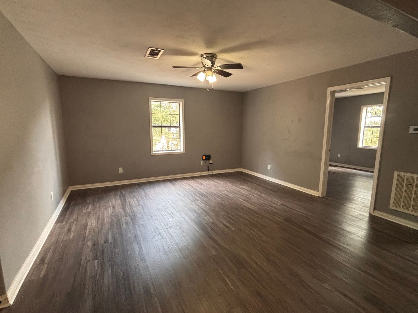 Paragould Apartment: 5605 W. Kingshighway