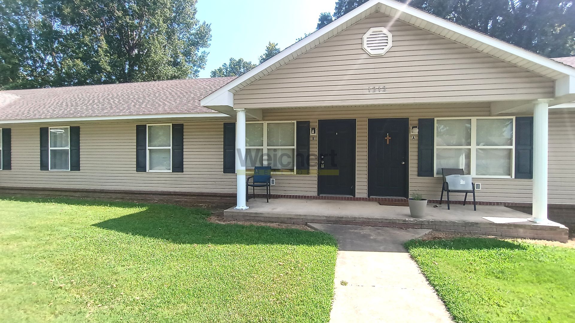 Paragould Apartment: 1212-1304 Greene Street