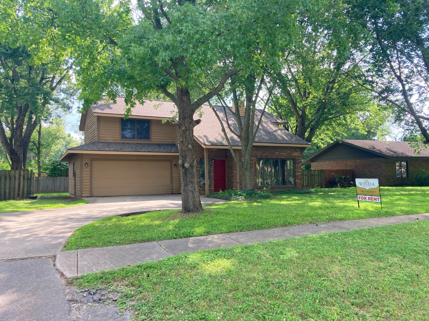 West Lafayette House: 2313 Happy Hollow Road