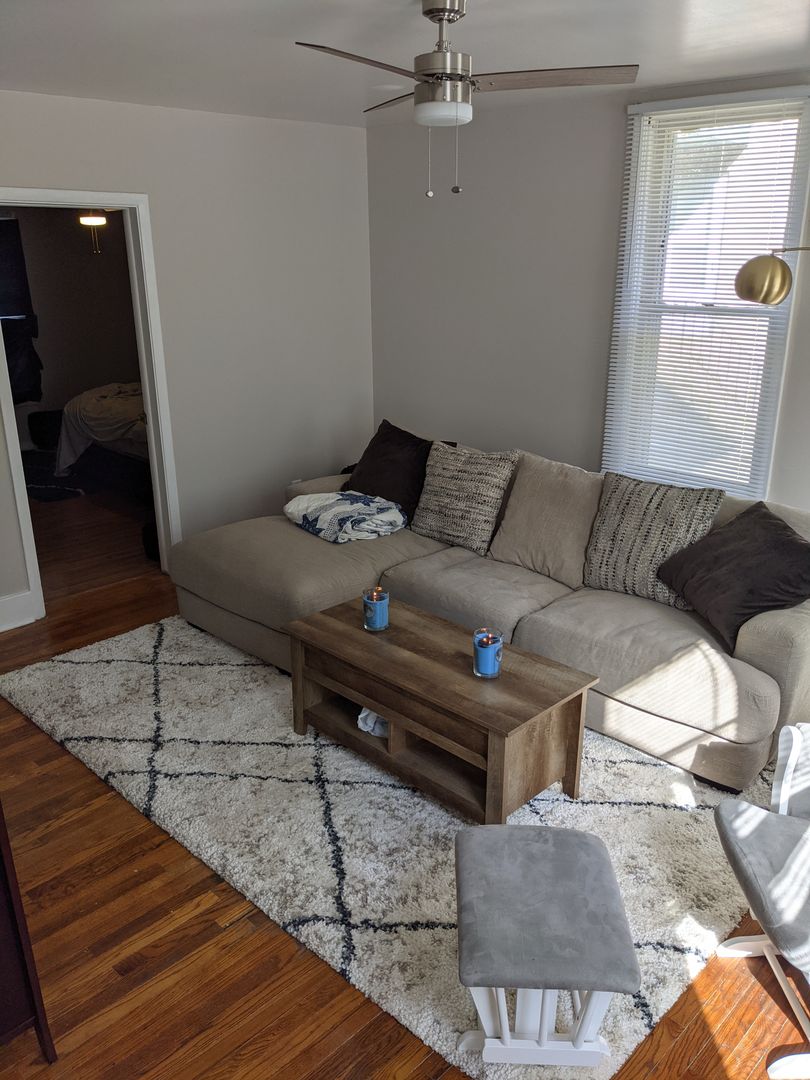 Urbana Apartment: 304 W. Locust St.