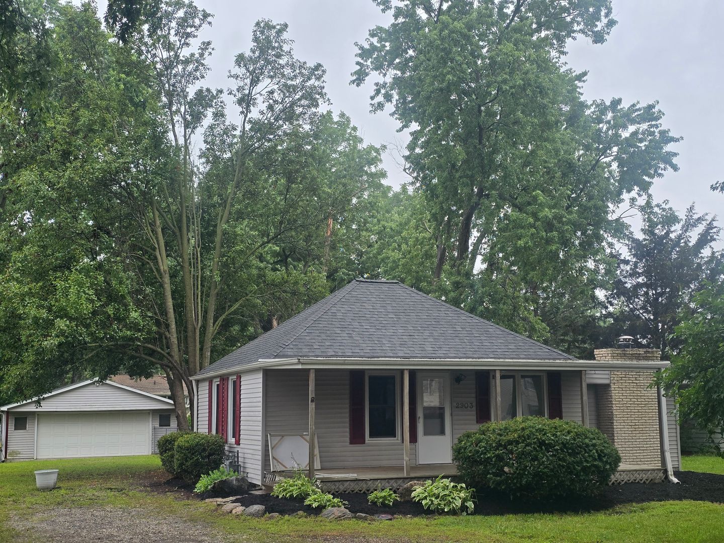 Champaign House: 2903 W John