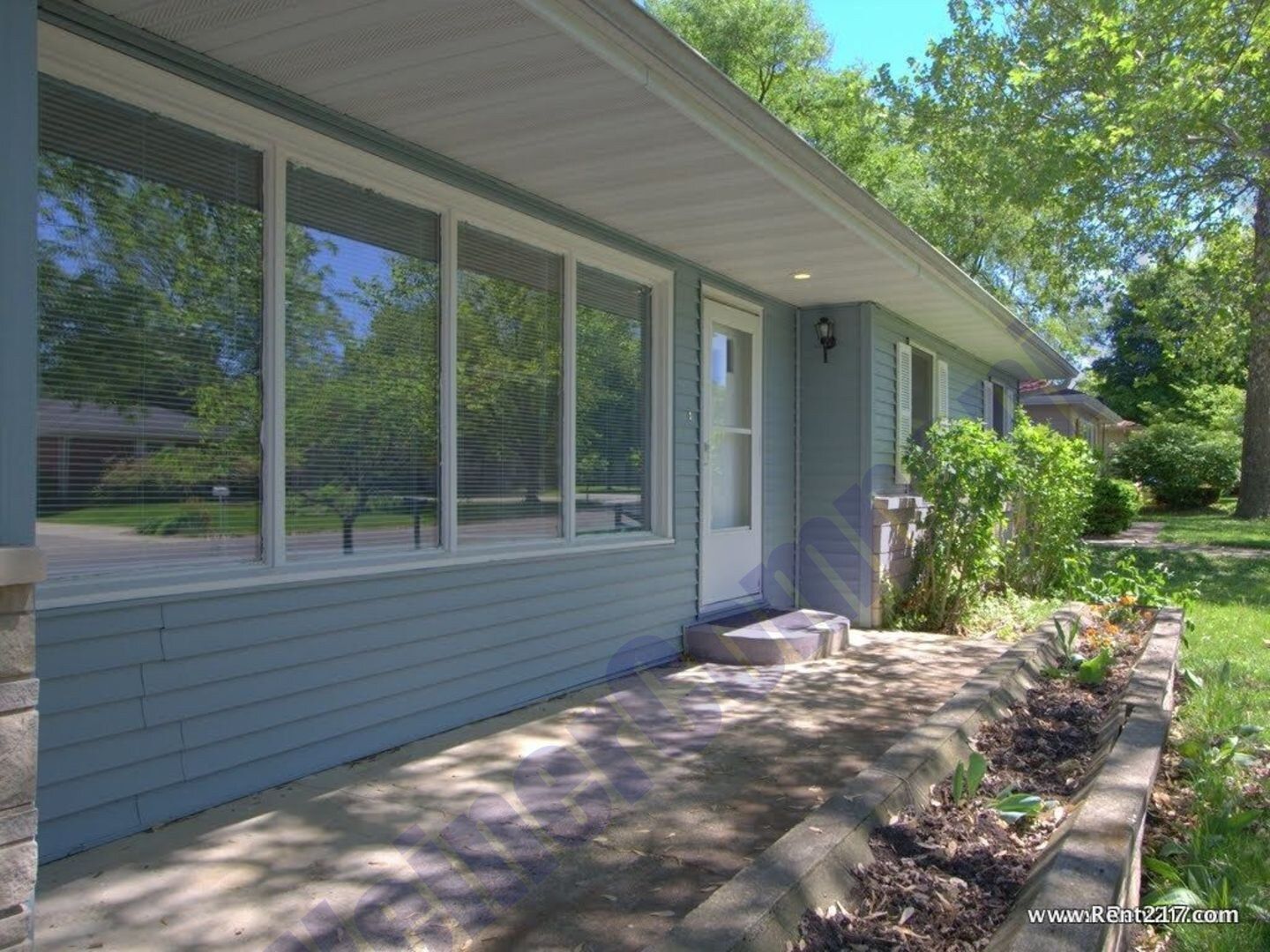 Champaign House: 710 Breen Dr.