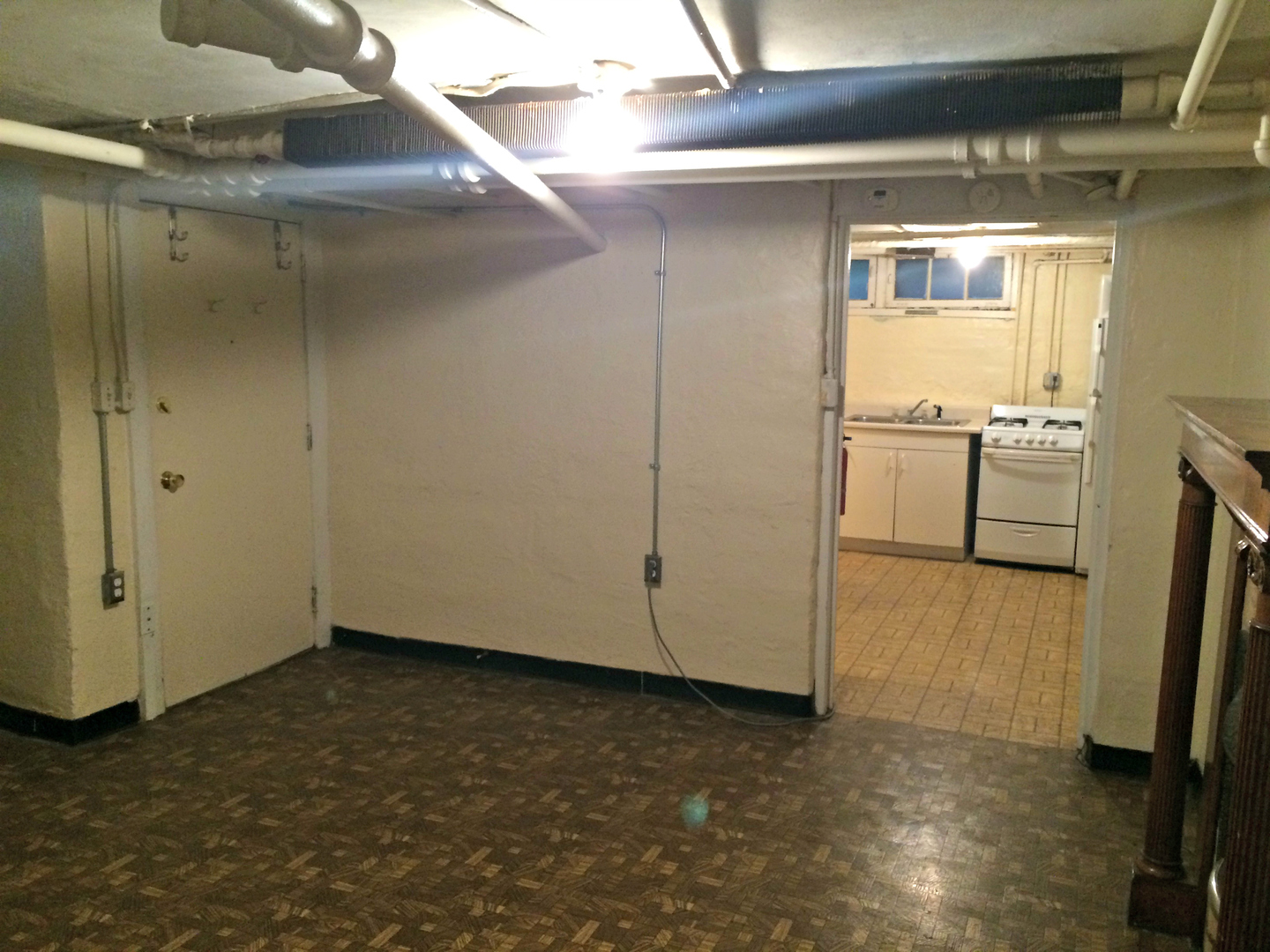 Urbana Apartment: 704 W. Nevada St.