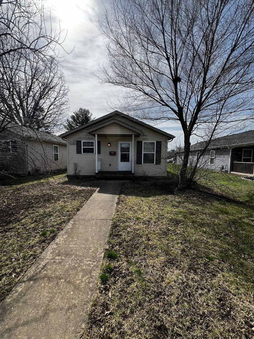 Urbana House: 1405 1/2 Beslin