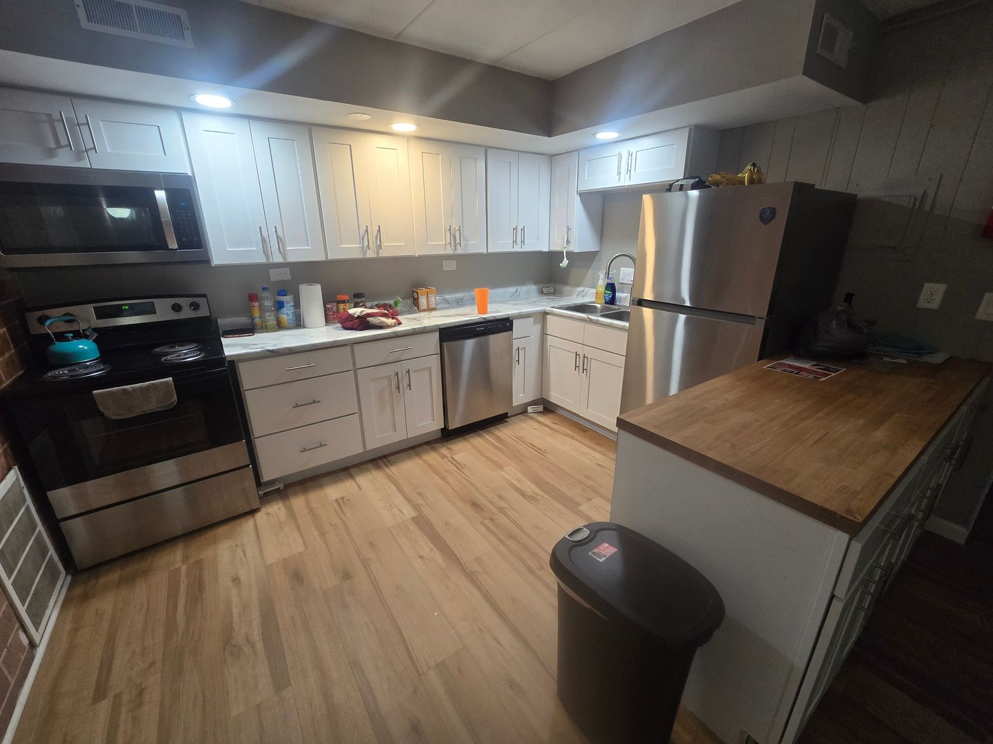 Urbana Apartment: 505 W. Springfield Ave