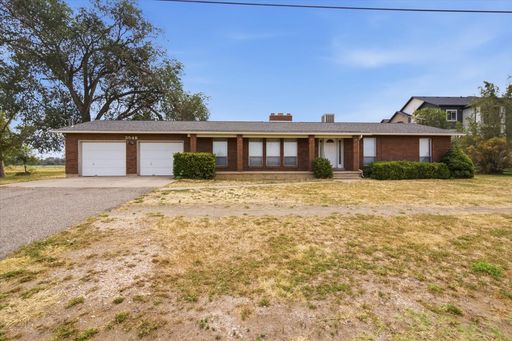 Beautiful 3 Bed 2 Bath Home in West Haven