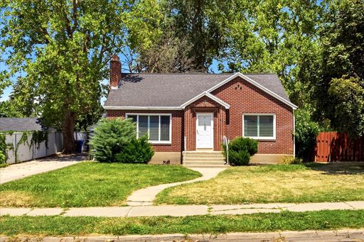 Charming 4 Bedroom 2 Bath Bountiful Home – photo 1