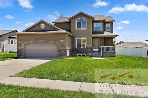 Clearfield Home Available Now! – photo 1