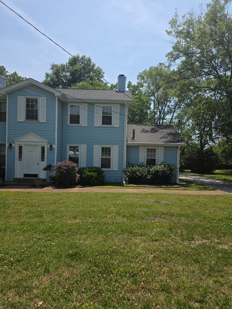 Hendersonville Townhome: 104 B Twin Oaks