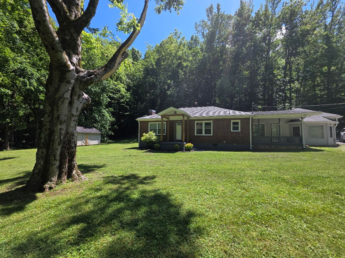 Whites Creek House: 4479 Stenberg Road