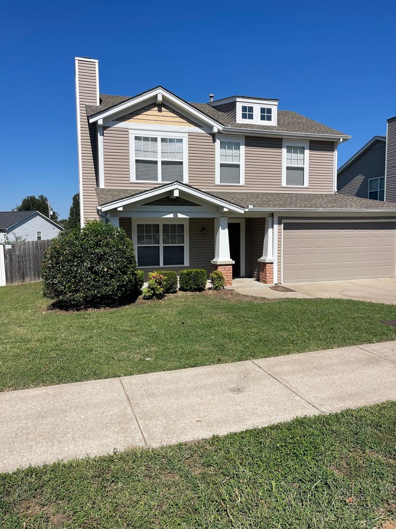 Nashville House: 2833 Paddle Wheel Drive