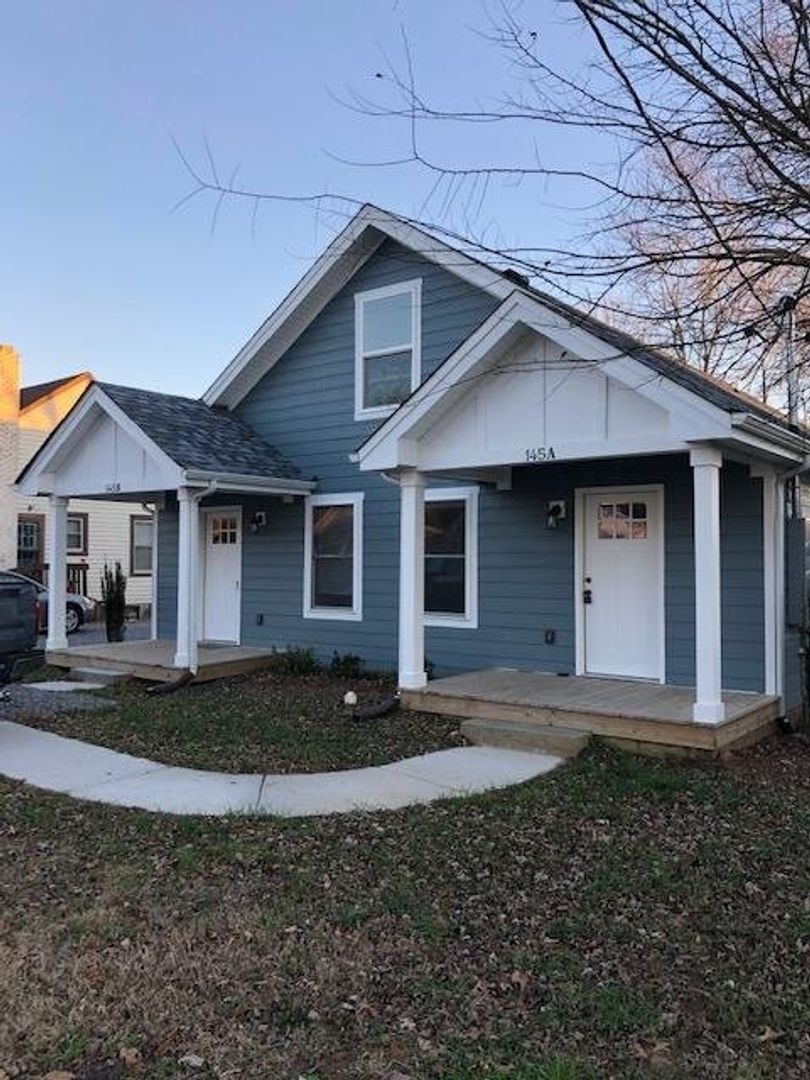 Gallatin Apartment: 145 E. Park Ave