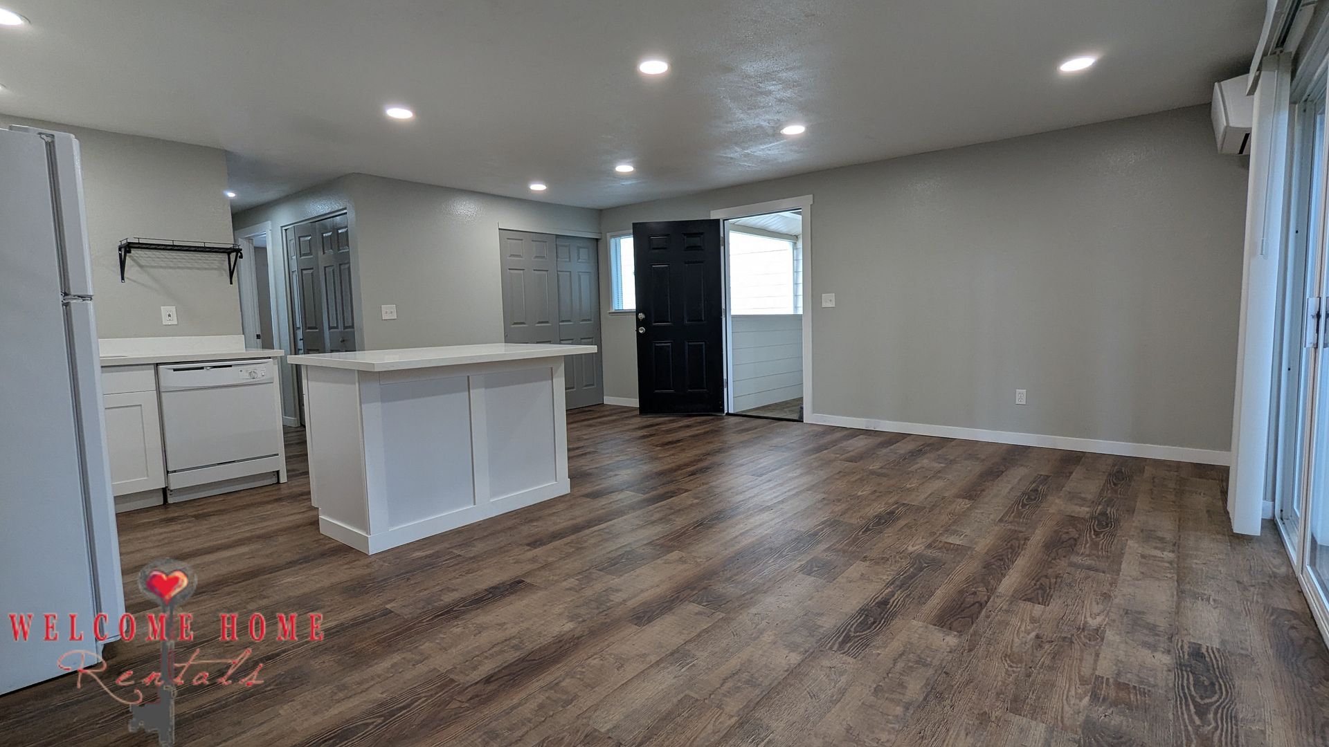 Olympia Apartment: 2400 20th Ave. NW