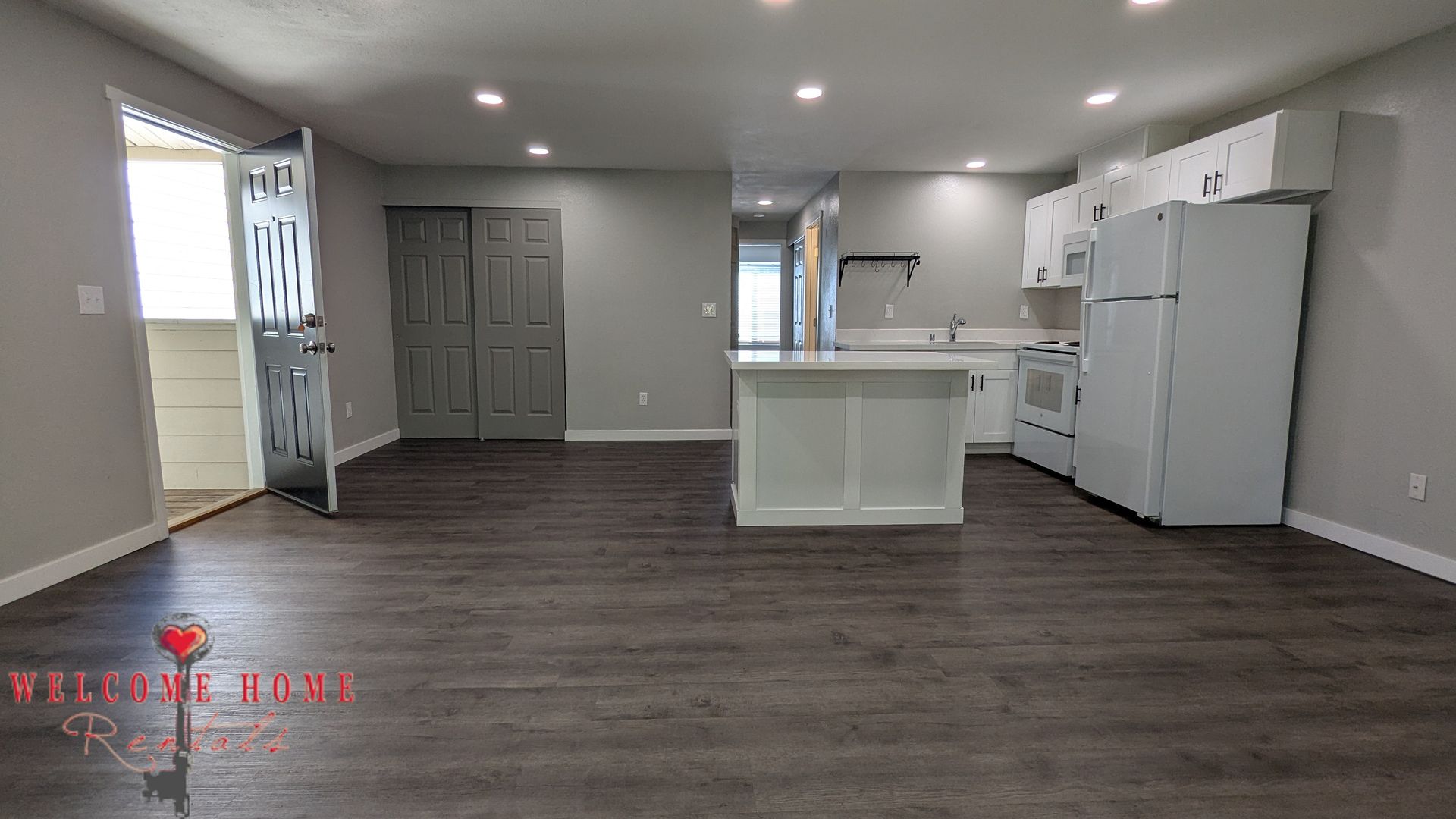 Olympia Apartment: 2400 20th Ave. NW