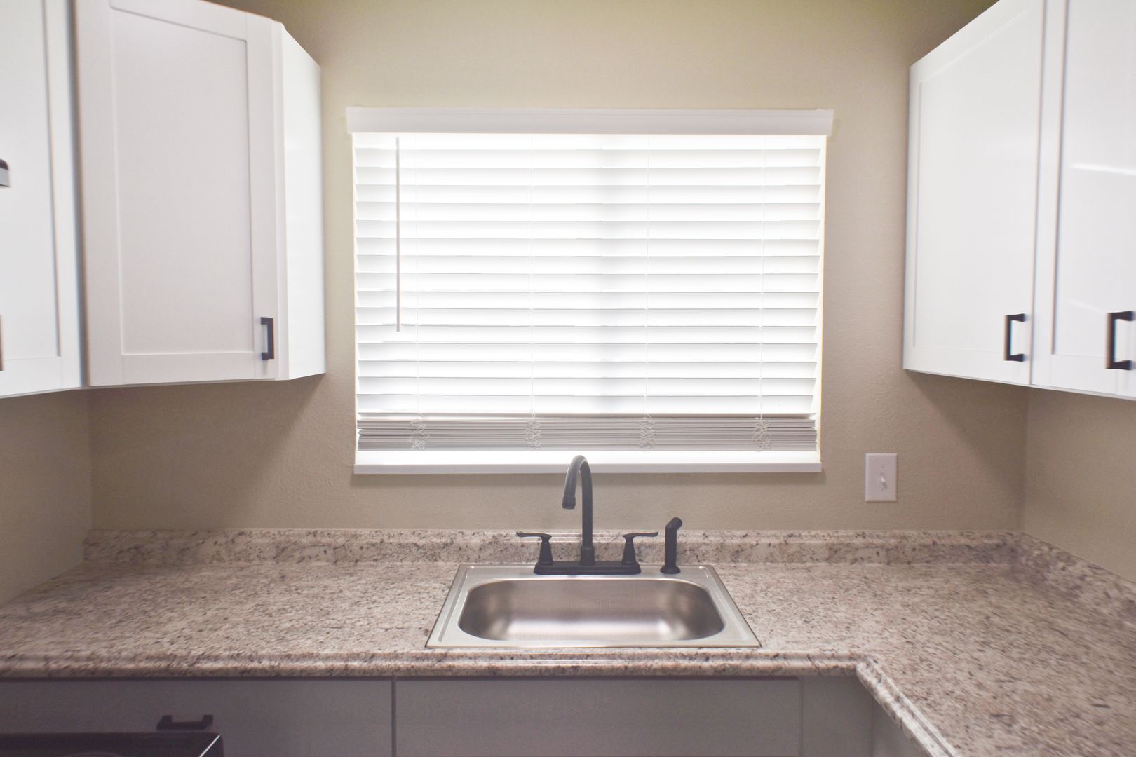 Grand Junction Apartment: 306 - 450 Chipeta Avenue