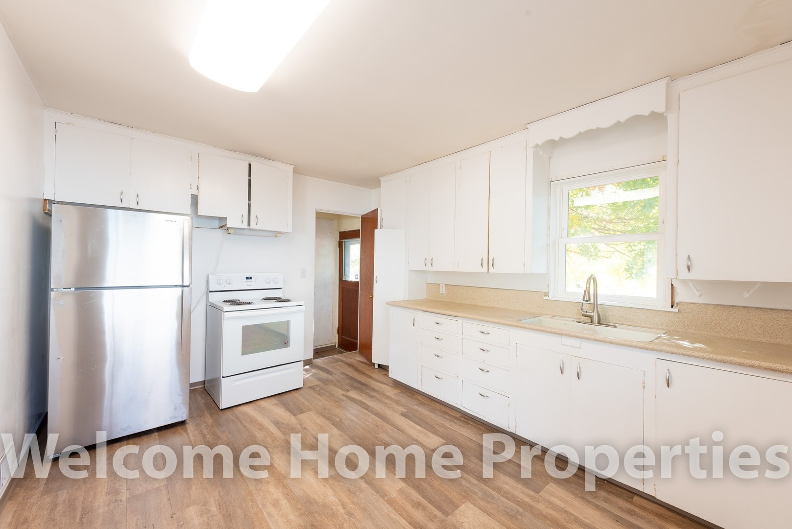 College Place House: 109 SW 5th St