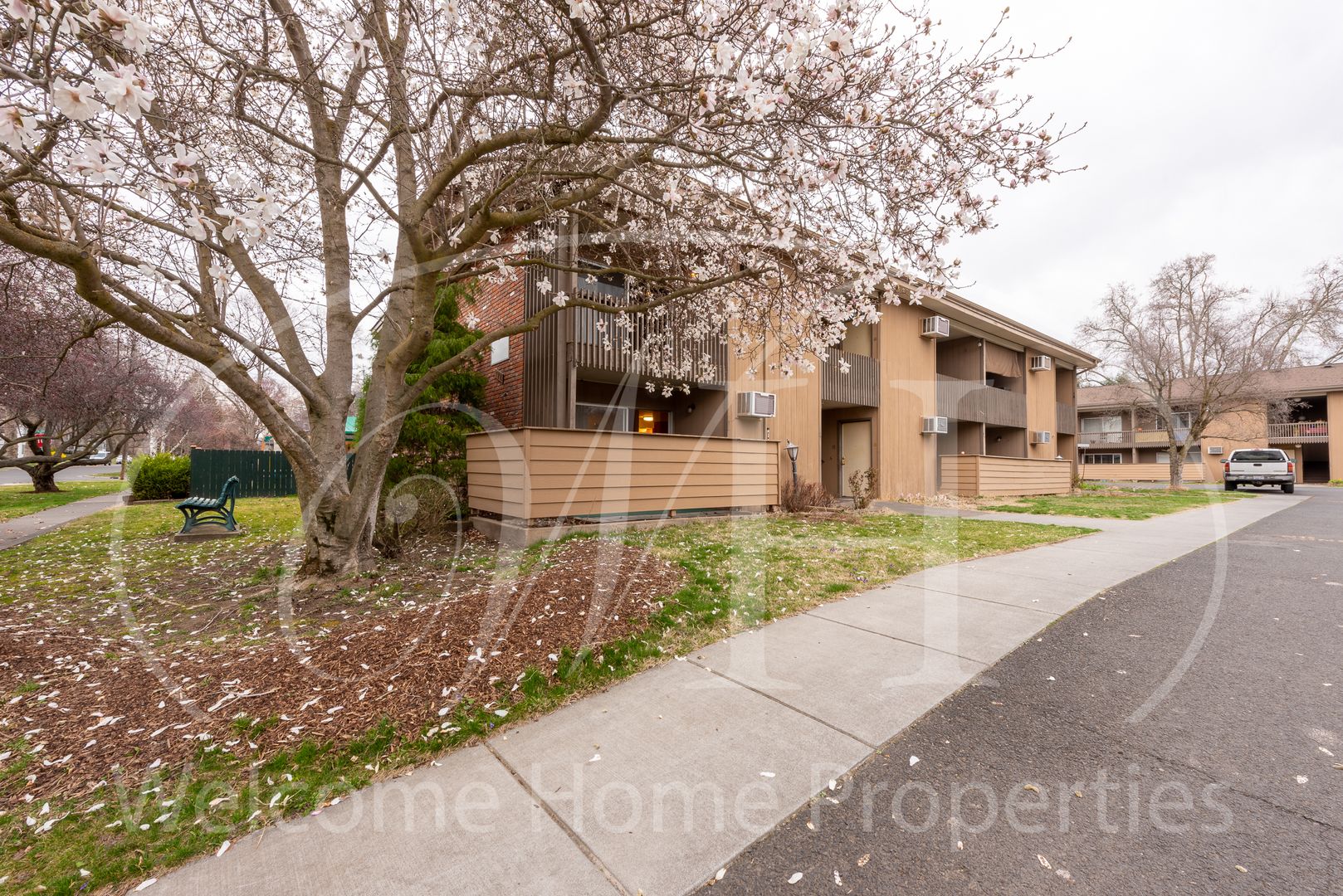 Walla Walla Apartment: 420 Catherine St