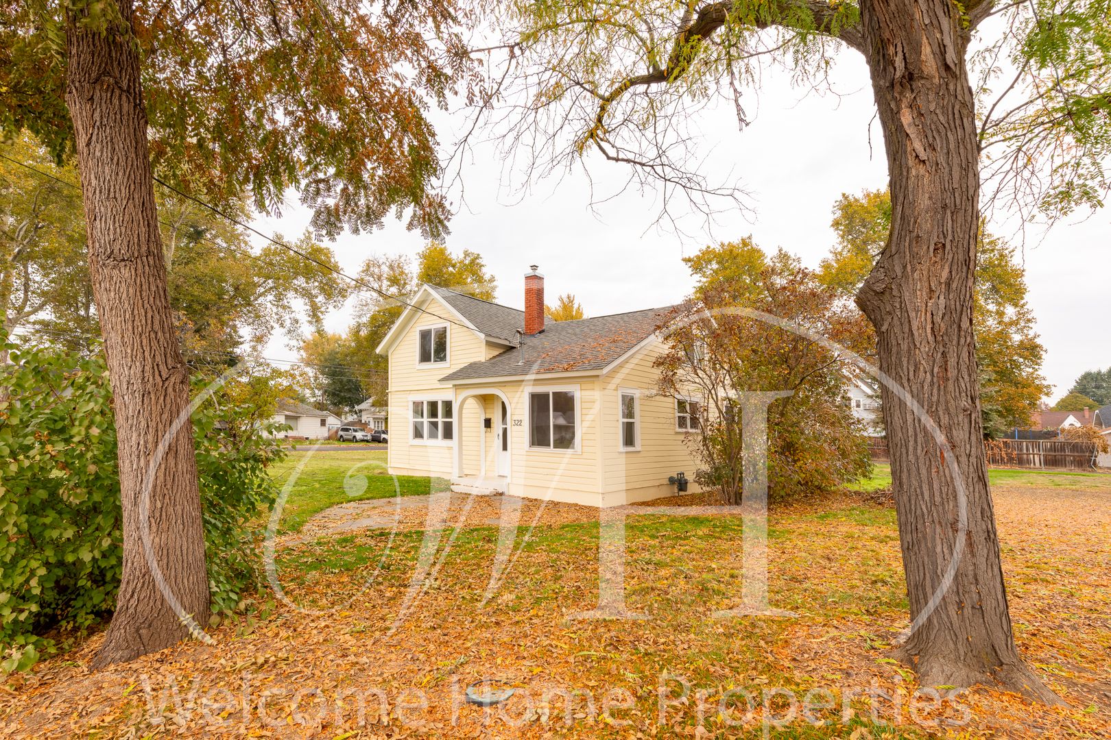 College Place House: 322 SW 1st St