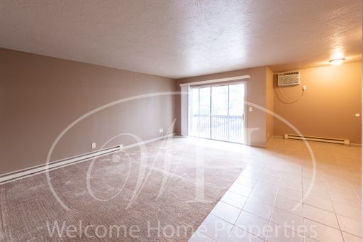 Beautiful 2 Bedroom Apartment in Convenient Location – photo 1