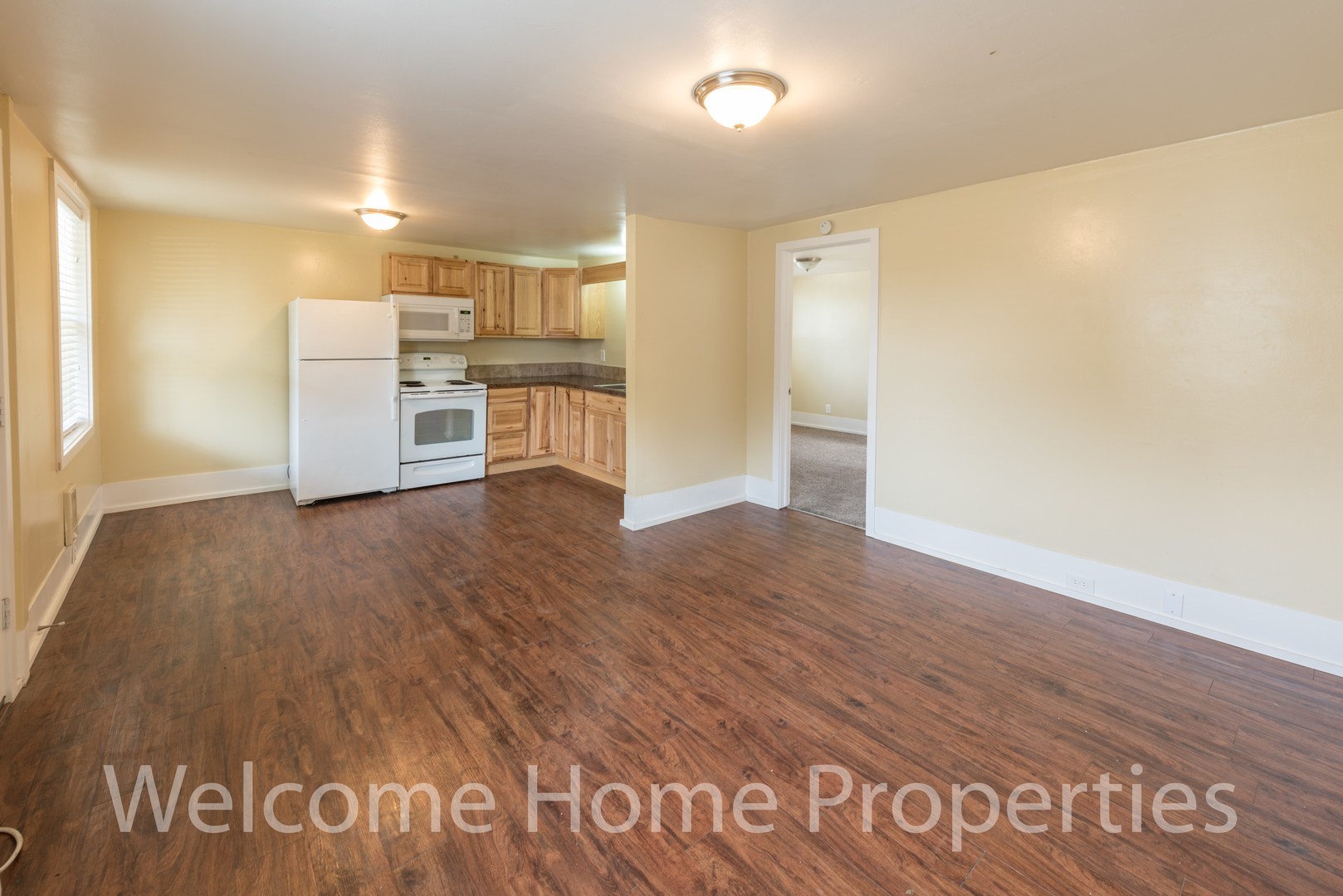 College Place Apartment: 108 SE 6th St