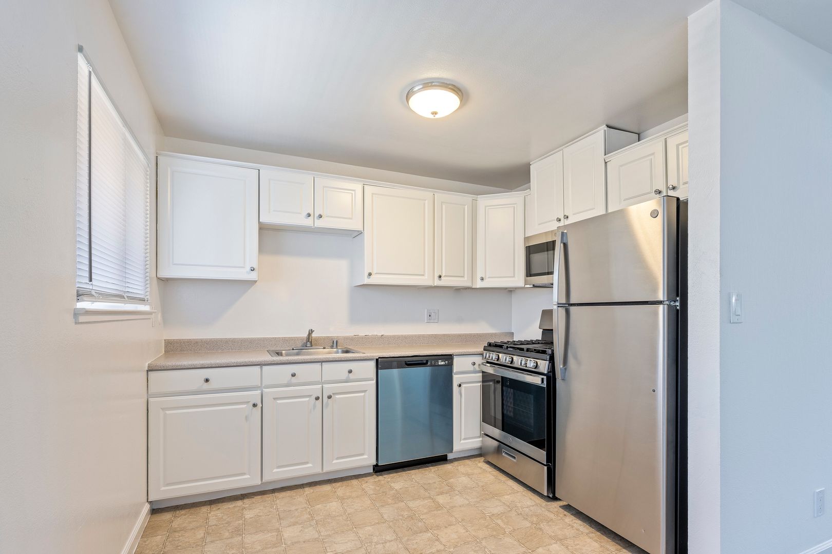 Lafayette Apartment: 3663 Mt. Diablo Blvd.