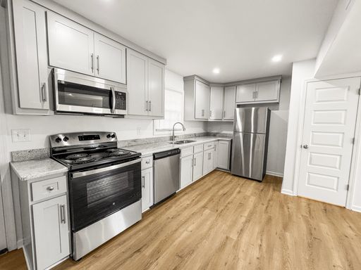 Wellongate — Apt 151F, 3430 Sunset Ave – photo 1