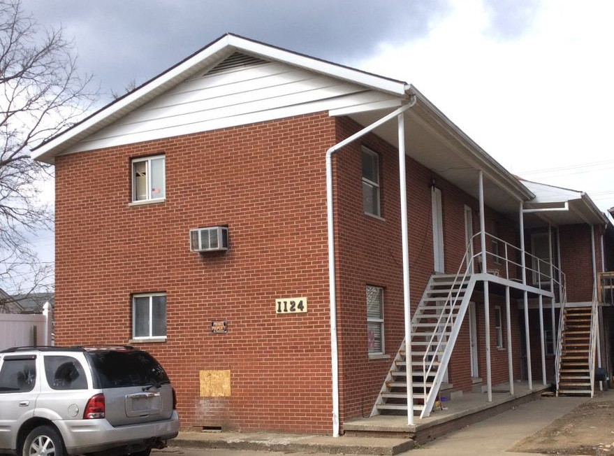 Huntington Apartment: 1124 9th Avenue