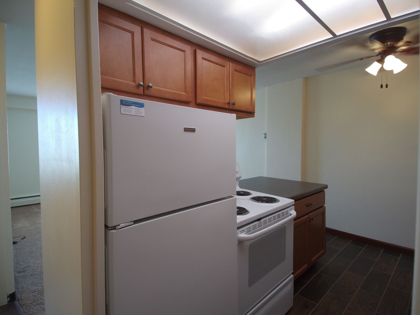 Milwaukee Apartment: 2233 N Summit Ave