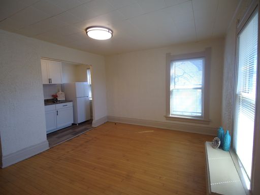 Cozy One Bedroom Apartment ~ ALL UTILITIES INCLUDED!!! – photo 1