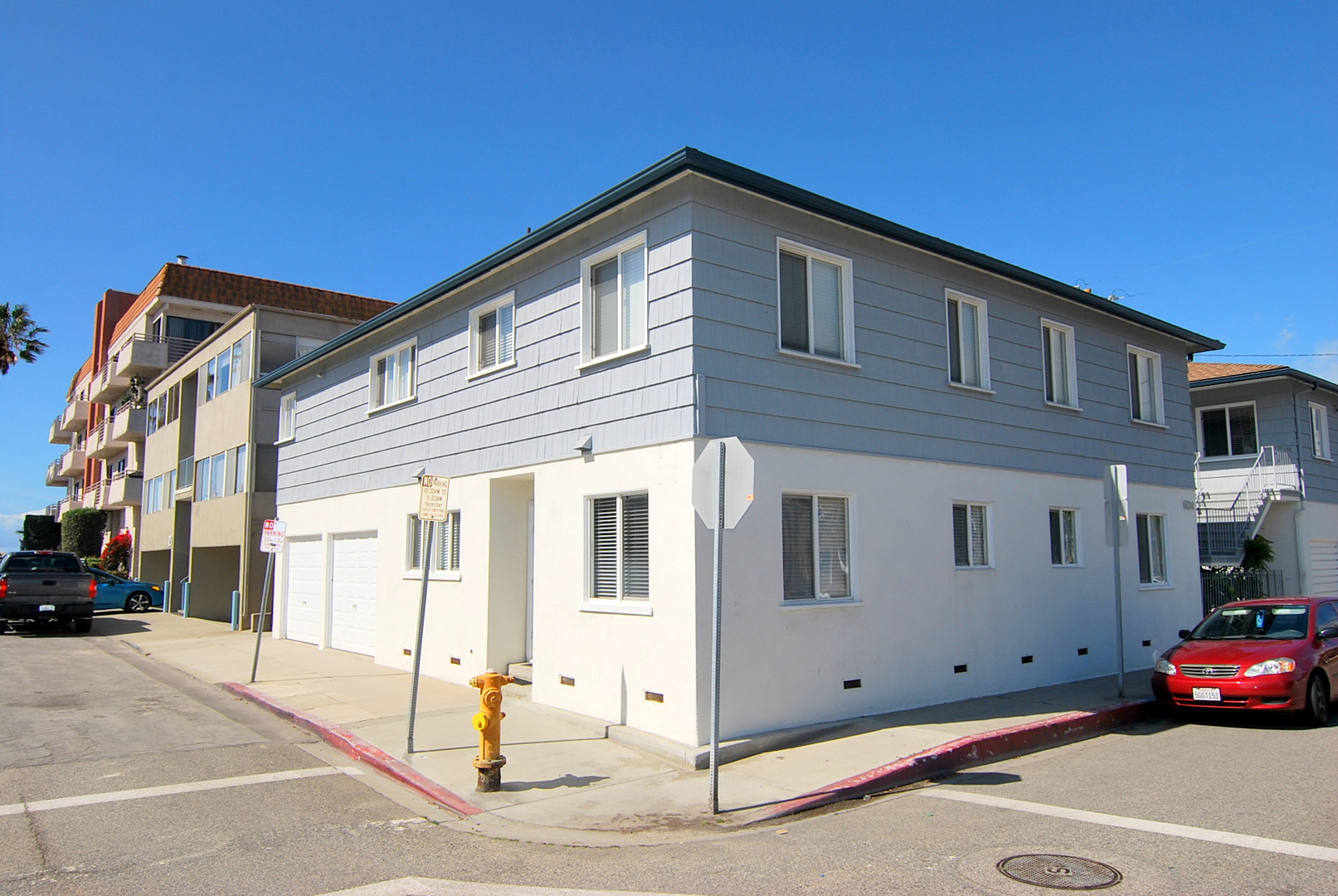 Long Beach Apartment: 6124 E Ocean Blvd