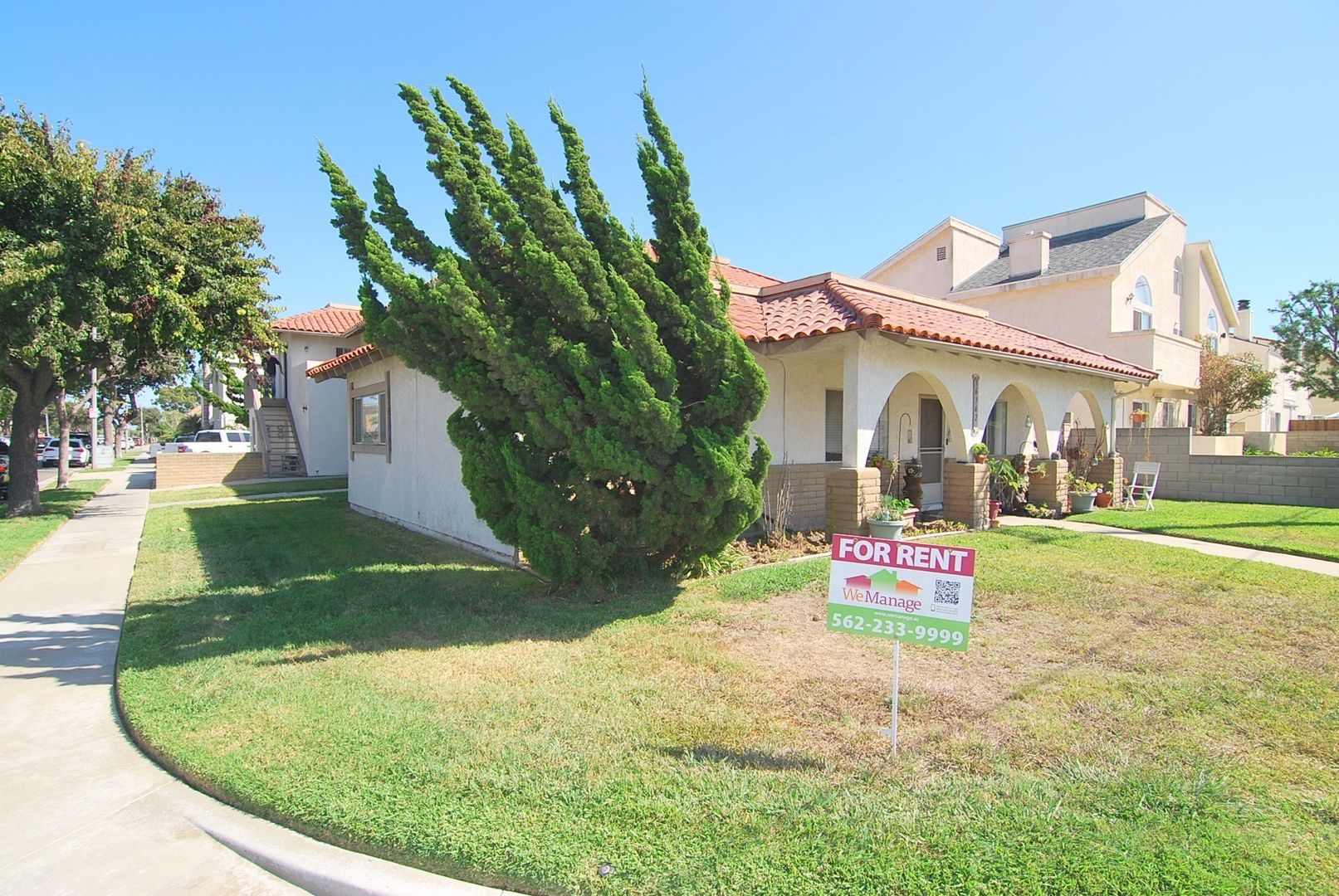Huntington Beach Apartment: 16742 Hoskins Lane