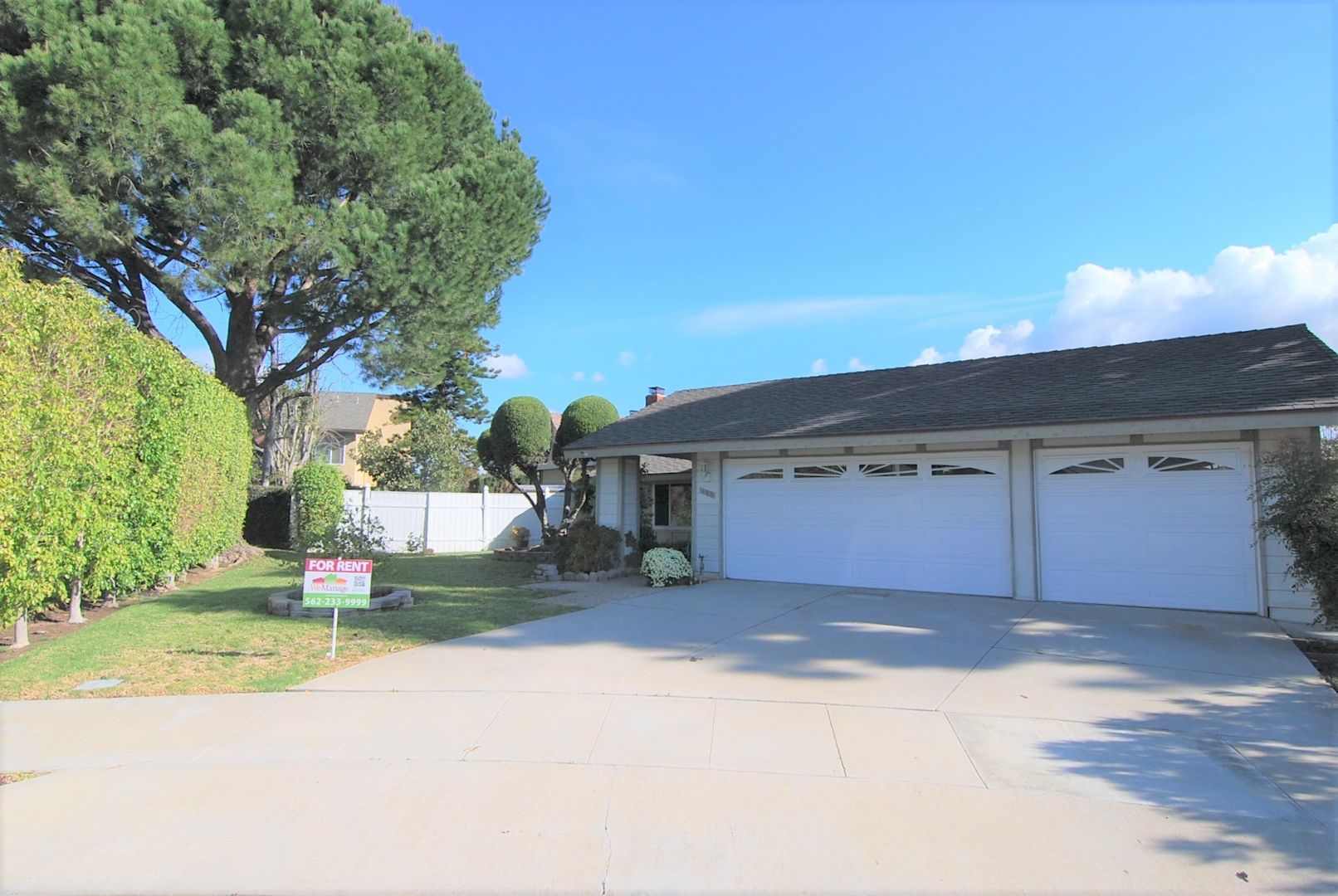 Orange House: 427 S Wrightwood Street