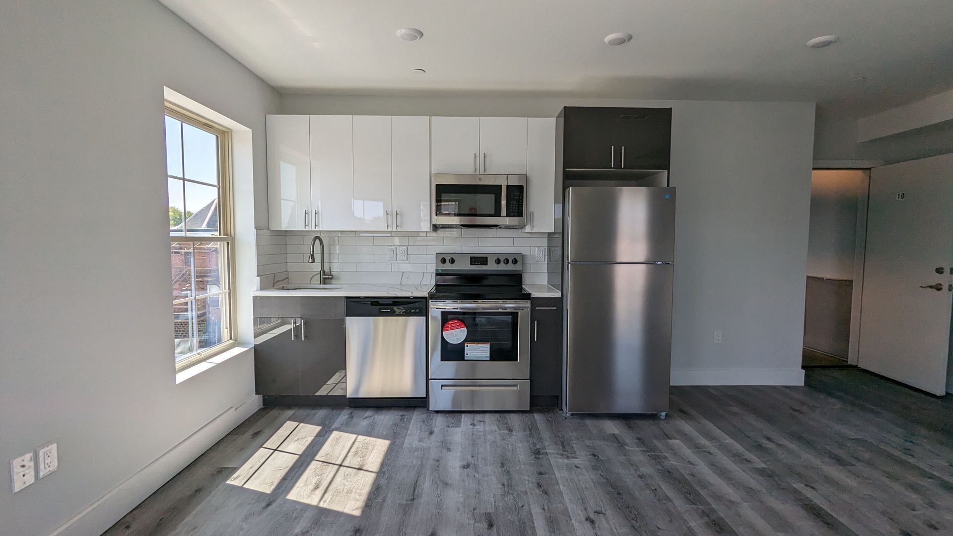 Philadelphia Apartment: 4700 Chestnut St,