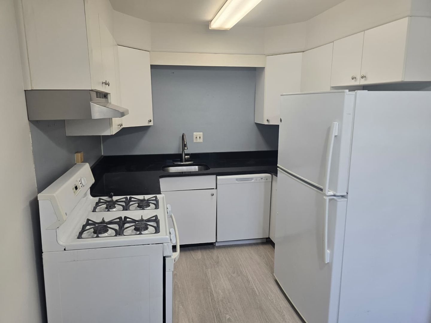 Elkins Park Apartment: 534 Church Road