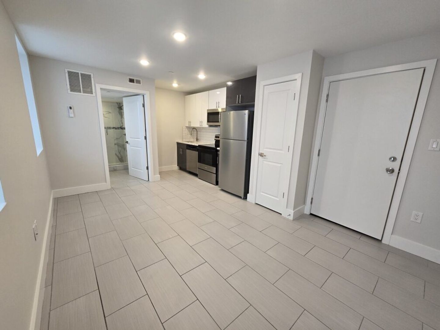 Philadelphia Apartment: 4700 Chestnut St,