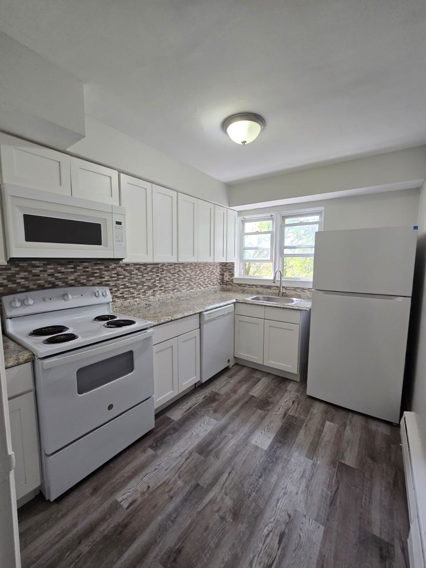 Hamilton Apartment: 60-66 White Horse Ave