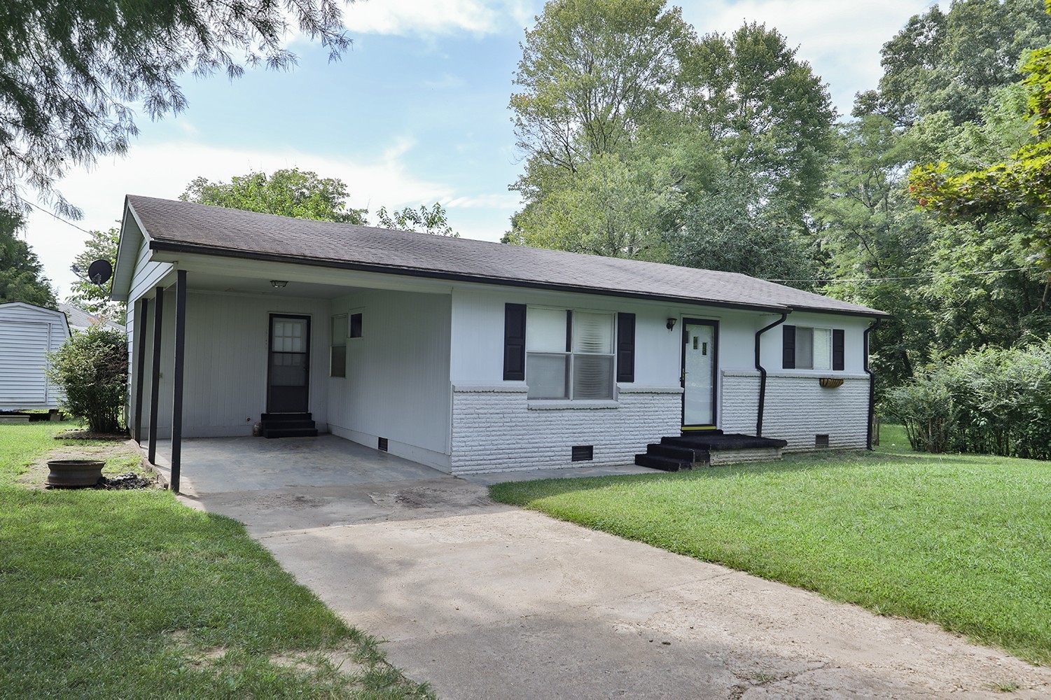 Dresden House: 137 Beyer St