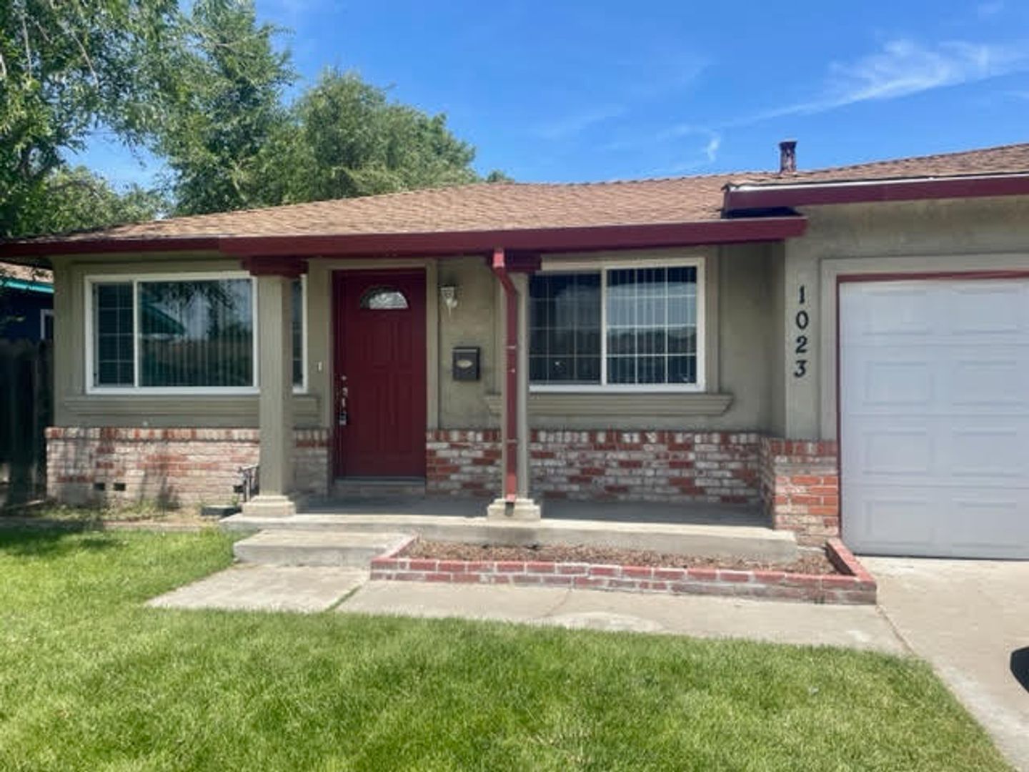 Manteca House: 1023 Topaz Ct.