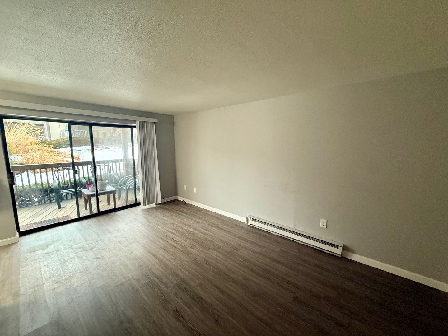 New London Apartment: 309 Crystal Ave