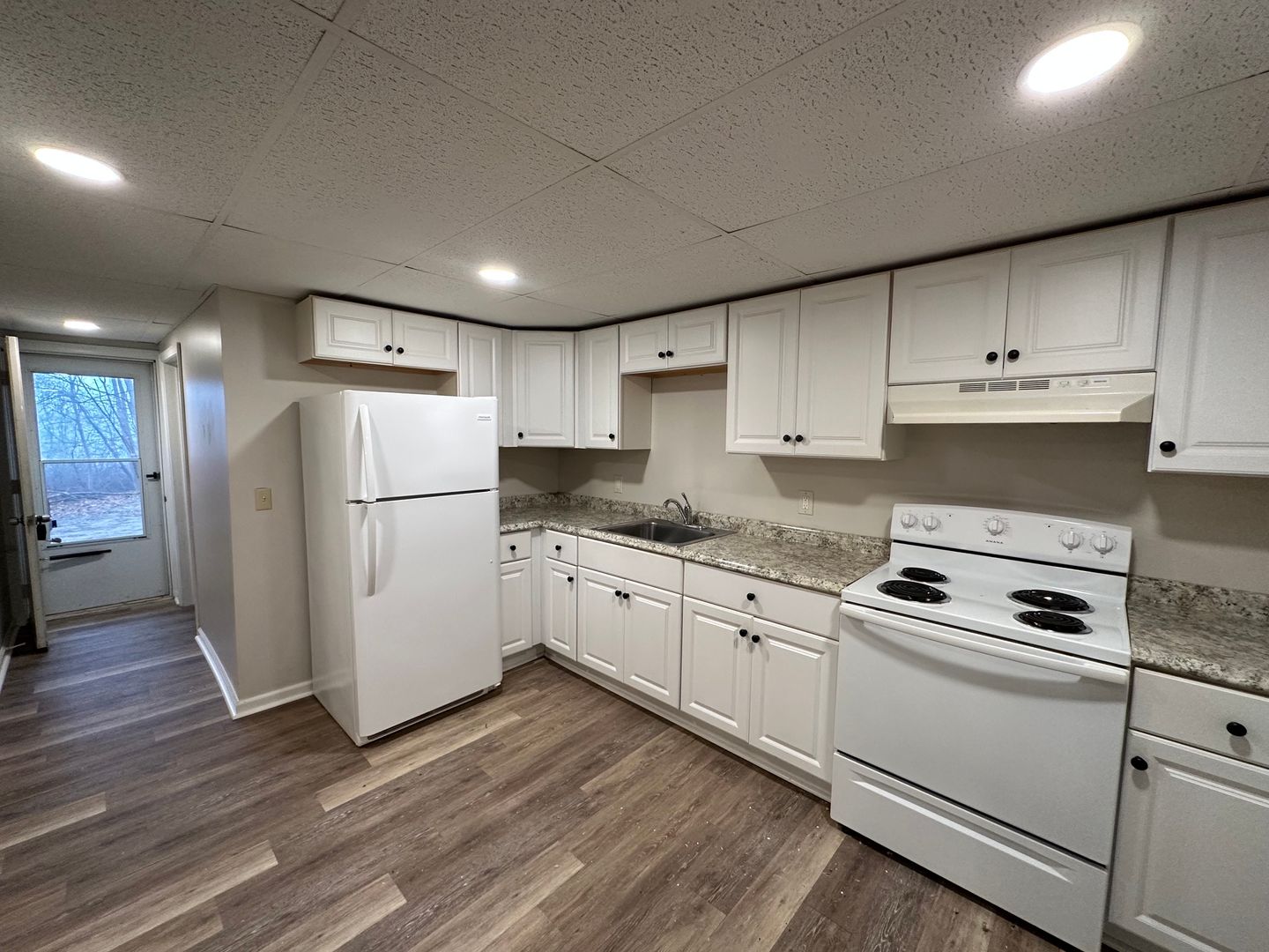 Danielson Apartment: 17 Buck Street