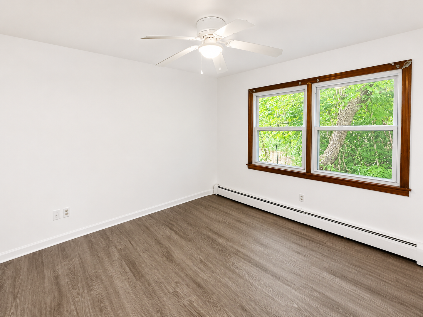 New London Apartment: 151 - 171 Oneco Avenue