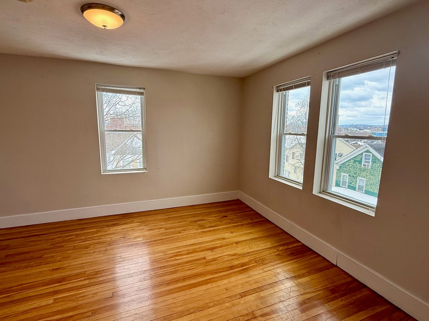Worcester Apartment: 1 Quincy Street