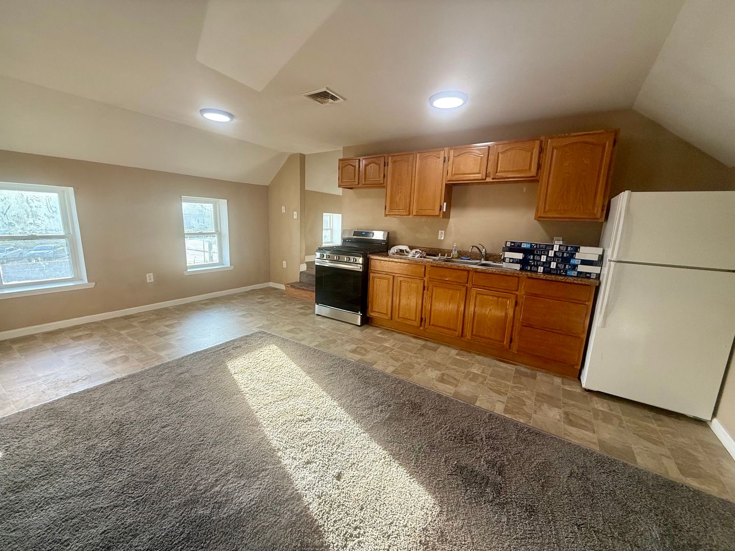 Danielson Apartment: 5 - 7 Academy Street