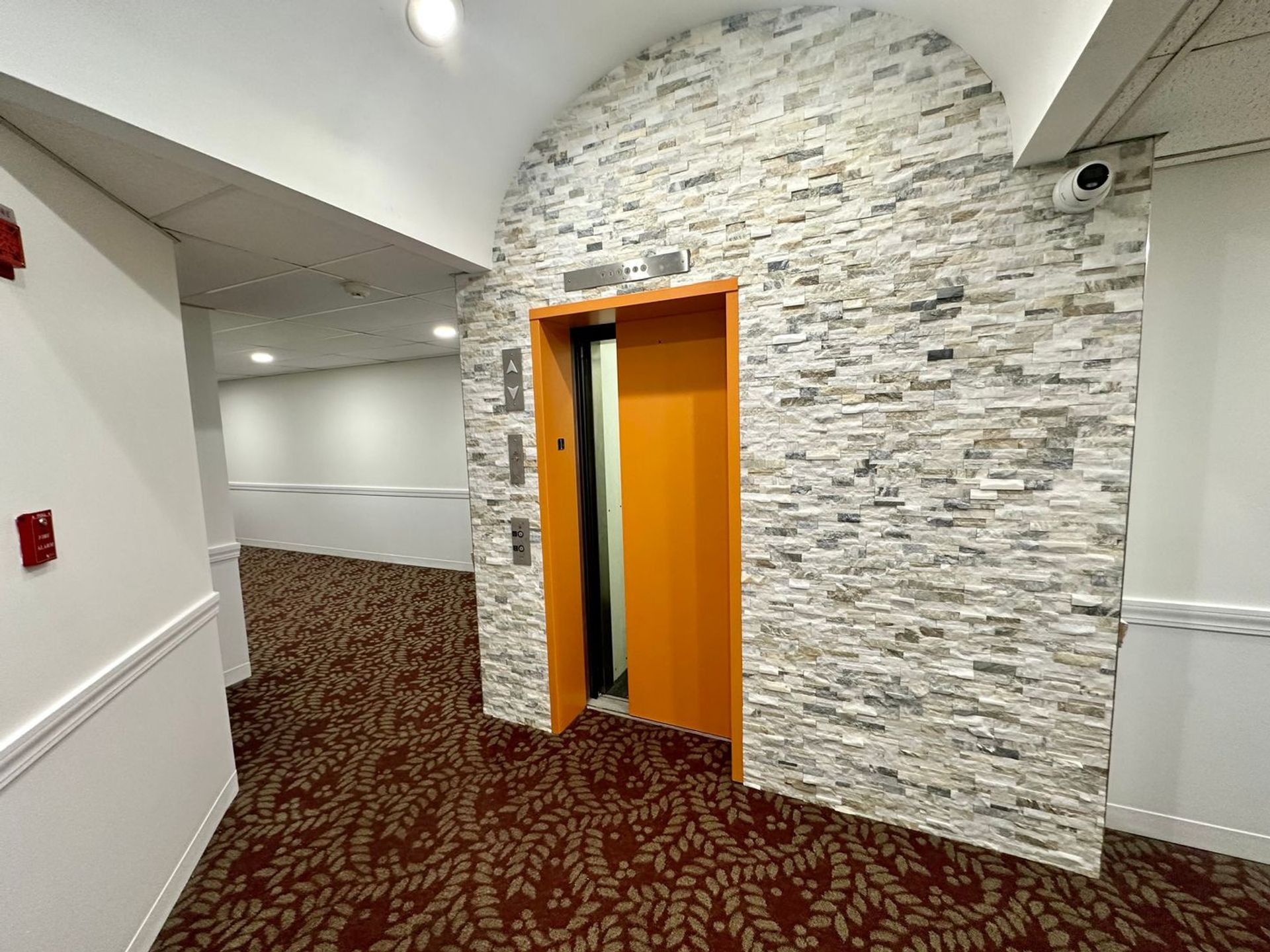 Israel Putnam Apartments