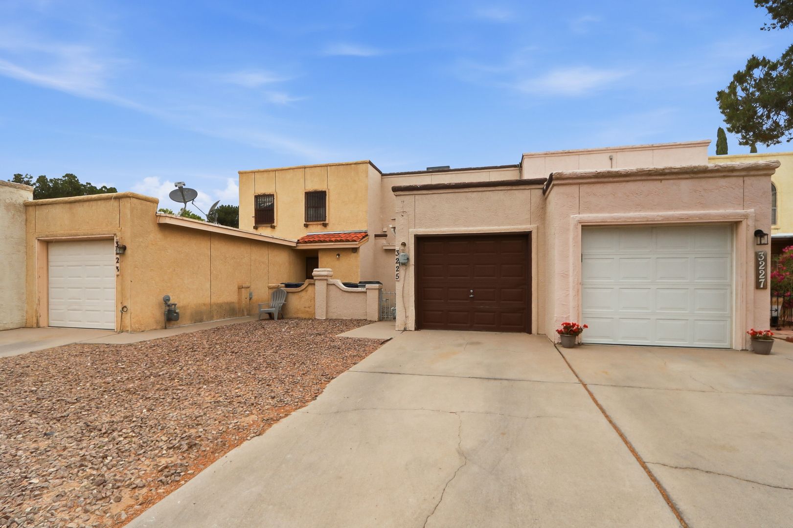 El Paso House: 3225 Isla Banderas