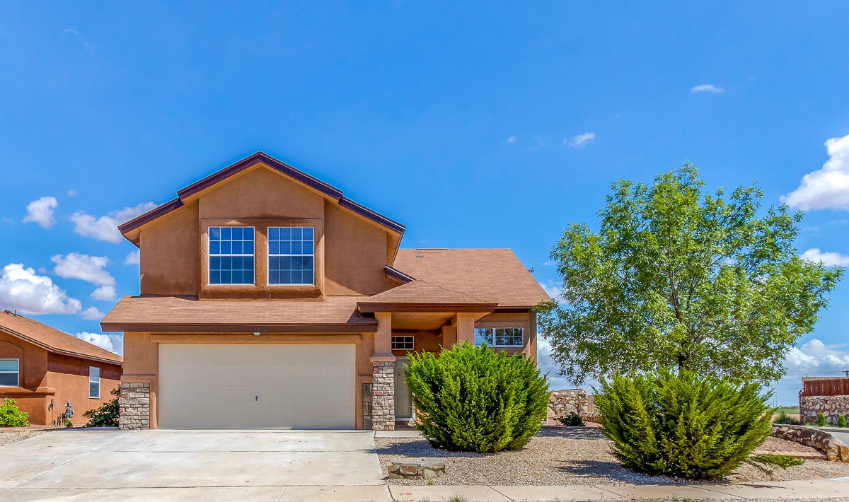 4 bedroom home w/ Refrigerated Air near Ft. Bliss!