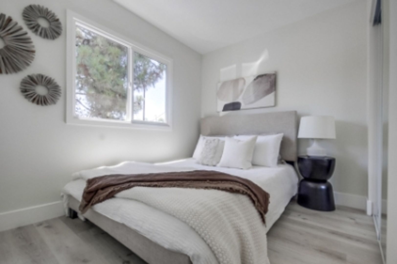 Alpine Apartment: 1329 Marshall Rd. Alpine