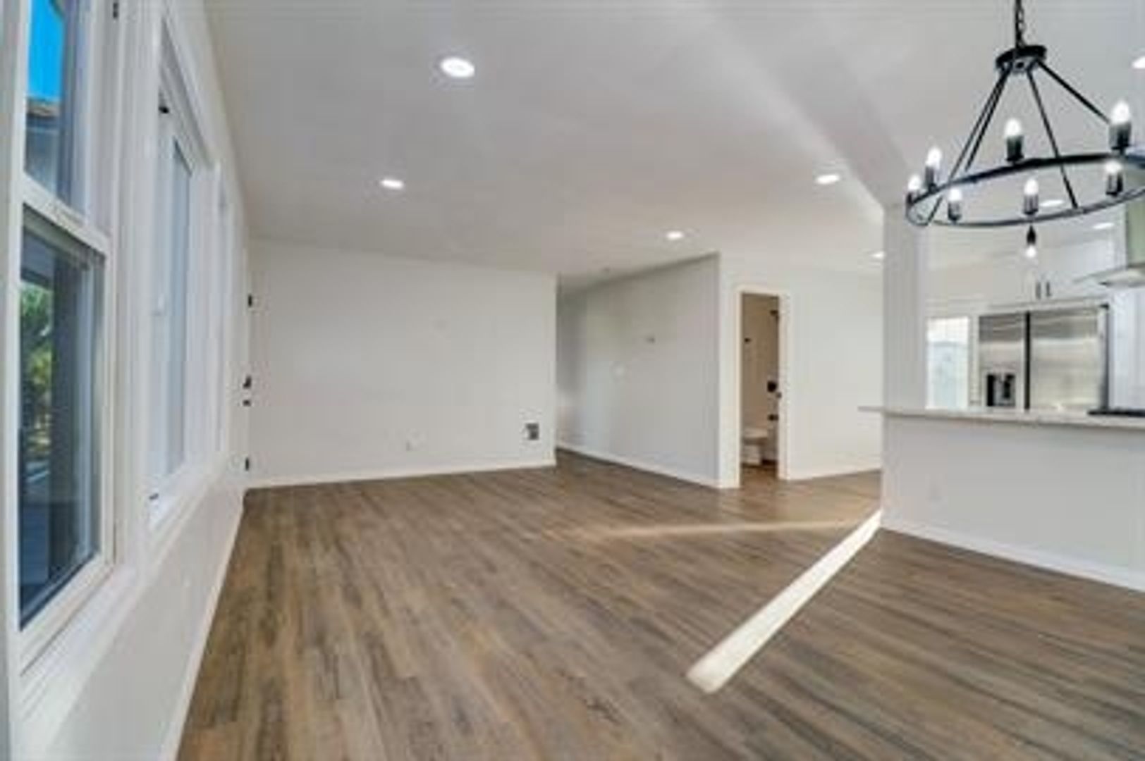 Imperial Beach Apartment: 902 9th St. Imperial Beach